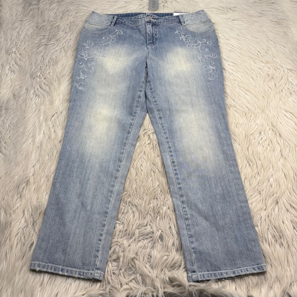 NWT Chico's Women's (2) US 12 Light Wash Embroidered Ultimate Fit Jeans Ankle